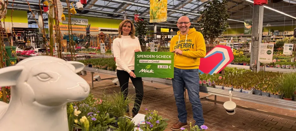Mauk Gartenwelt spendet 2.333 Euro für die Stiftung Hänsel+Gretel